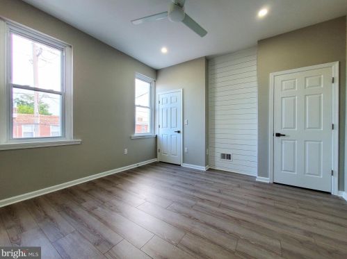 2543 Cedar St, Philadelphia PA  19125-3123 exterior