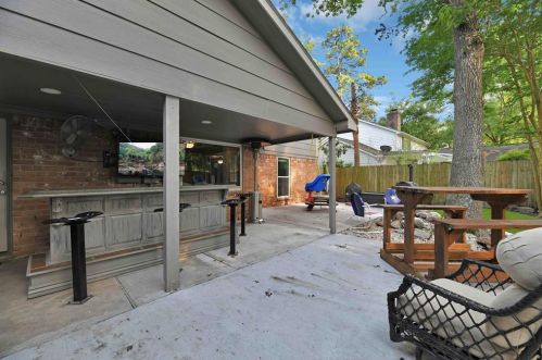 19507 Frst Fern Dr, Humble TX 77346-1960 exterior