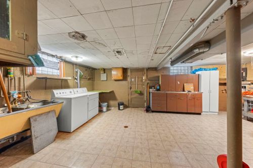 8450 Paulina St, Chicago IL 60620-4744 exterior