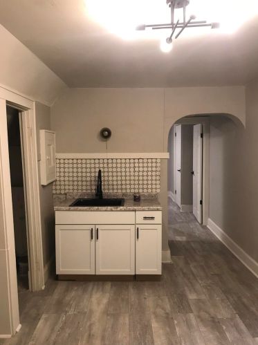 2484 Chambers St, Milwaukee WI  53206-1127 exterior