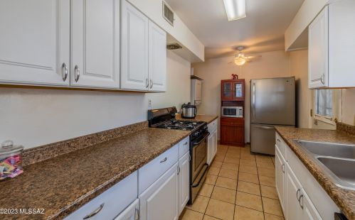 4625 13 St, Tucson AZ 85719-6109 exterior