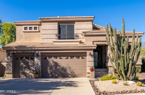 23002 52nd St, Phoenix AZ 85018-4402 exterior