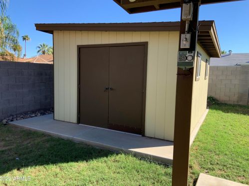 3011 Campo Bello Dr, Phoenix AZ  85032-1928 exterior