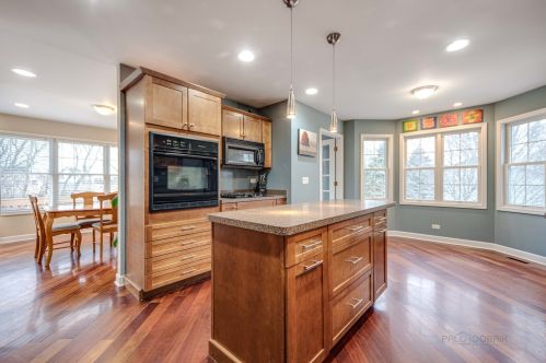 3803 Jacobson Dr, Bull Valley IL 60097-8142 exterior