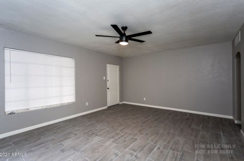 2611 Augusta Ave, Phoenix AZ 85021-7084 exterior