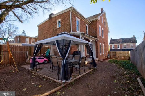 27 5 St, Pottstown PA 19464-5102 exterior