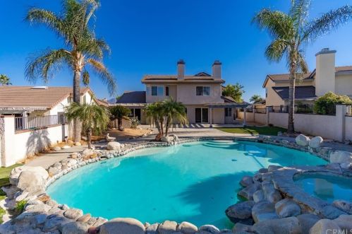 31090 Corte Arroyo Vis, Temecula CA 92592-5453 exterior