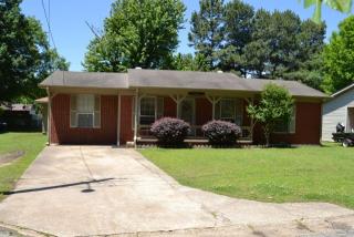 402 Twin Oaks Dr, Paragould, AR 72450-3558