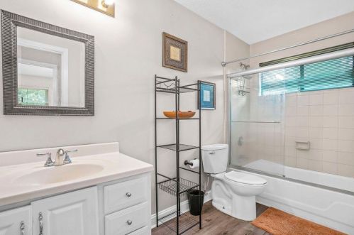 582 Shr Rd, Lithonia GA 30058-5991 exterior