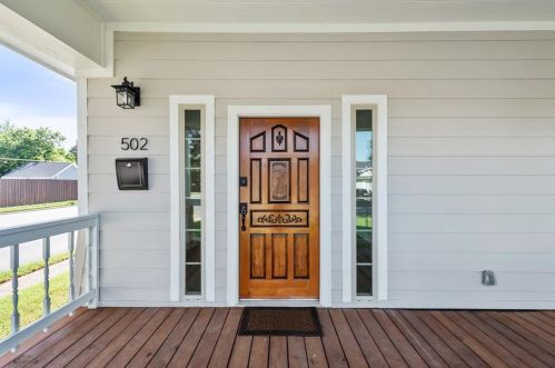 502 Clinton Ave, Dallas, TX 75208-5117