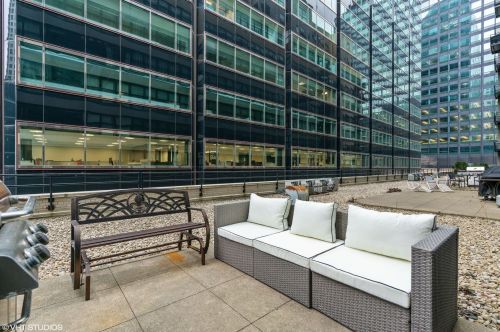 130 Canal St, Chicago IL  60606-3901 exterior