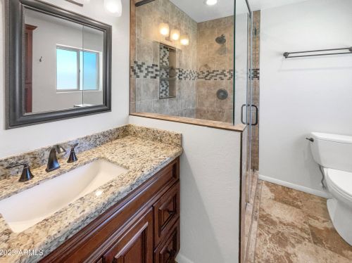 1956 Angela Dr, Phoenix AZ  85023-2334 exterior