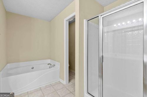 351 Parkview Manor Dr, Tucker GA  30084-8914 exterior