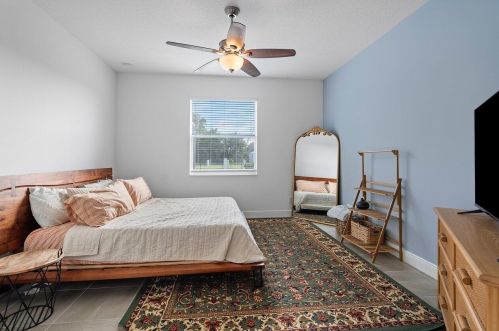 364 Saginaw Ave, Fort Pierce FL  34953-5988 exterior