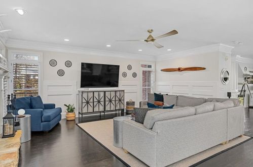 1021 Madeline Ln, Atlanta GA  30350-4024 exterior