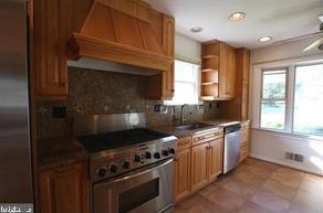 529 Carr Ave, Rockville MD  20850-2110 exterior