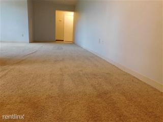 60 Markham Dr, Pittsburgh PA  15228-1069 exterior