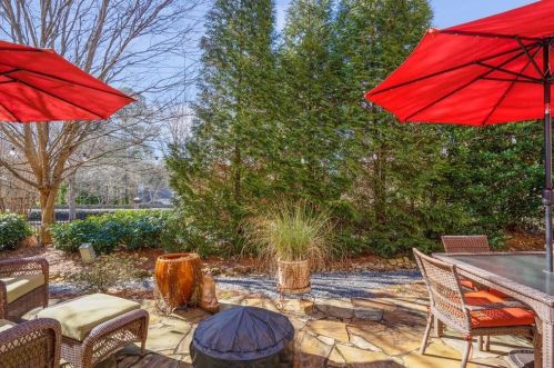 6273 Clapham Ln, Duluth GA 30097-1711 exterior