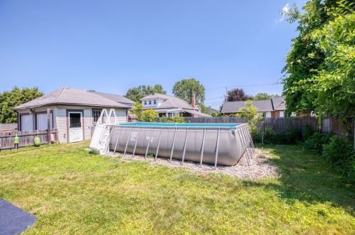 50 Shepherd St, Chicopee MA 01013-2032 exterior