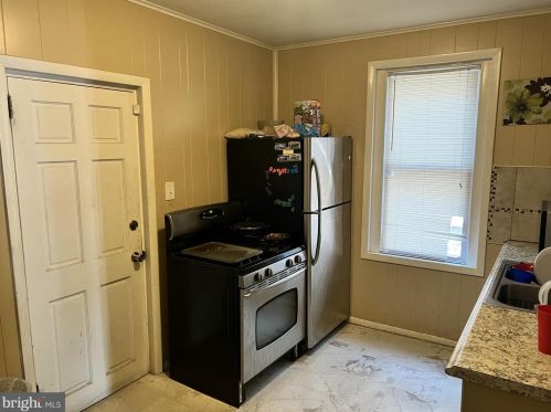 2306 Upland St, Chester PA 19013-5127 exterior