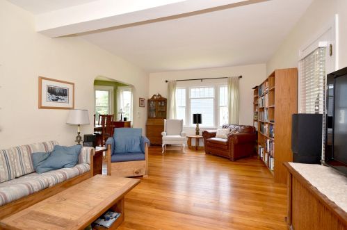 250 3 St, Elmhurst IL 60126-2460 exterior