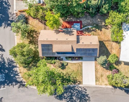 3515 Mesa Verdes Dr, Folsom, CA 95762-4552