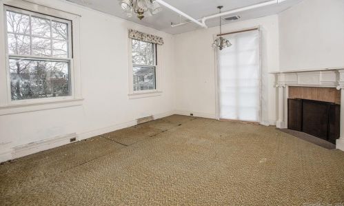 351 Main St, Ridgefield CT 06877-3810 exterior