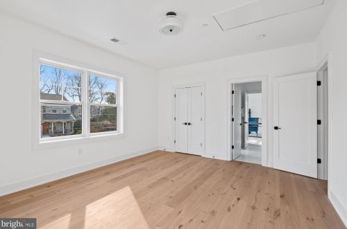 5805 Beech Ave, Bethesda MD  20817-3407 exterior