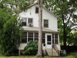 16 Anita Cir, Newton, MA 02468-2303