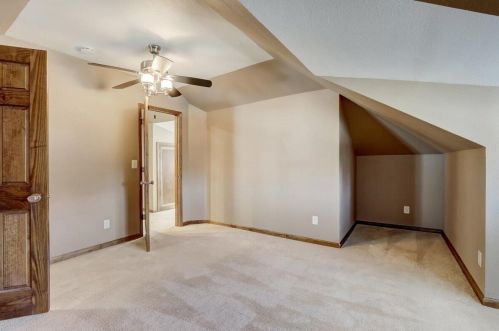 2024 55, Milwaukee WI 53220-2045 exterior