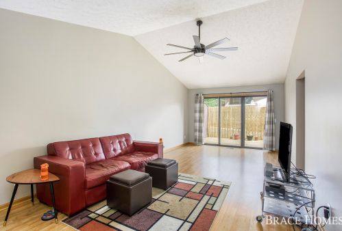 2203 Radcliff Cir, Grand Rapids MI 49546-7725 exterior