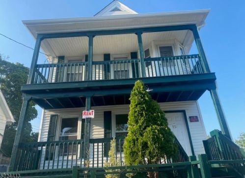 15 Elm St, Town Center NJ  07052-5909 exterior