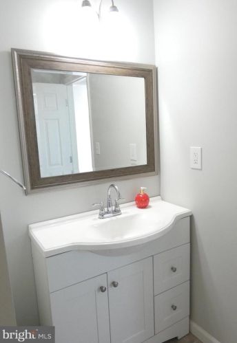 3400 Emerald St, Philadelphia PA 19134-2010 exterior