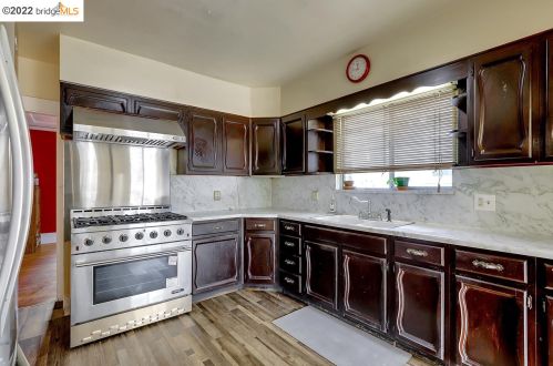 1616 Julia St, Berkeley CA 94703-2018 exterior