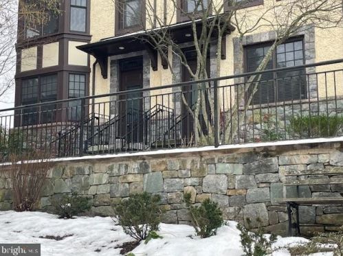 2603 Hume Dr, Silver Spring, MD 20910-7101