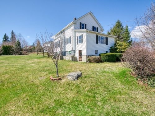 34 Mountain St, Worcester MA  01606-1412 exterior