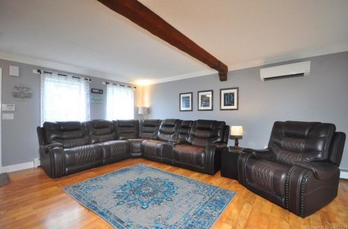 18 Arbor Rdg Rd, Torrington CT 06790-2576 exterior