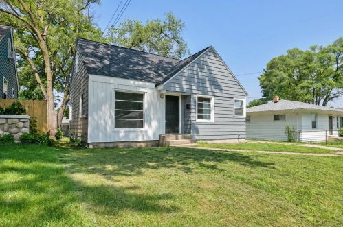 3117 Stratford Dr, Wyoming MI exterior