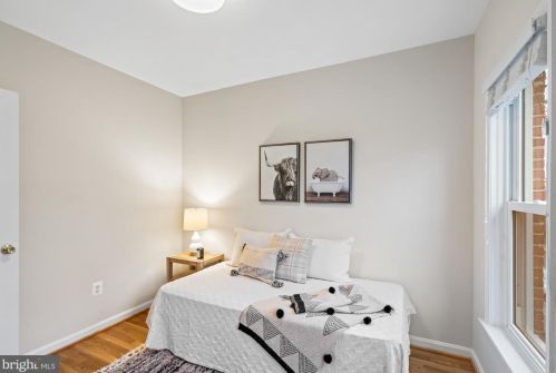 1634 Monroe St, Washington DC 20010-1803 exterior