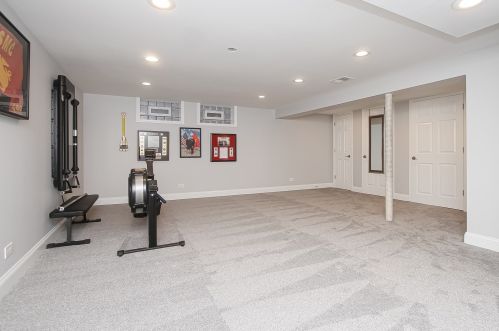 510 Adams St, Elmhurst IL  60126-4663 exterior