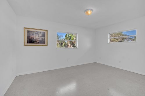 202 Bay St, Fort Pierce FL 34952-1318 exterior