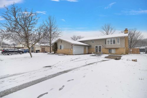 48229 Mallard Dr, New Baltimore MI 48047-2286 exterior