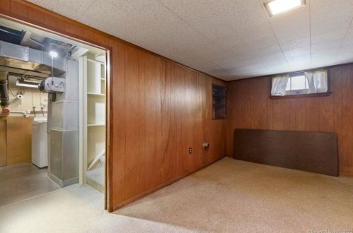 24 Nells Rd, Milford CT 06460-5444 exterior