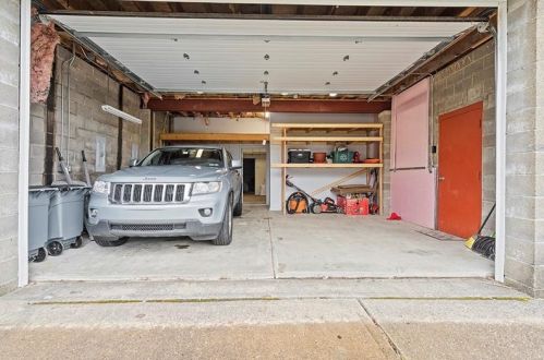 276 Frst Grv Rd, Moon Twp PA exterior