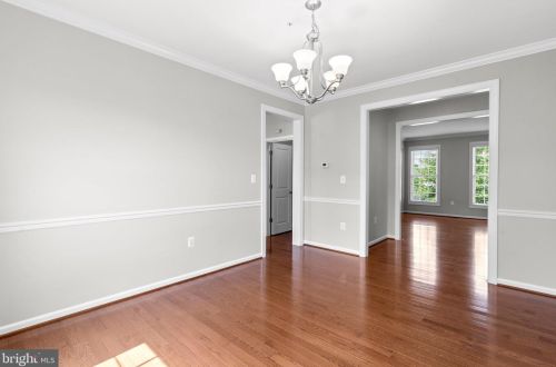 13221 Moonlight Trail Ct, Silver Spring MD 20906-6703 exterior