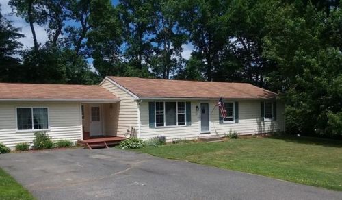 60 Driftwood Rd, Springfield MA  01128-1053 exterior