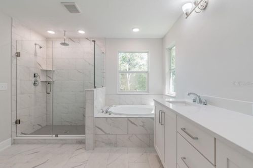 2113 Carmen St, Tampa FL 33606-1202 exterior