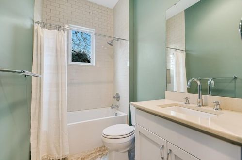 4105 Burnet Rd, Austin TX exterior