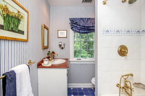 38 Long Pond Rd, Armonk NY 10504-2625 exterior