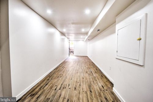 1107 52 St, Philadelphia PA 19143-4217 exterior